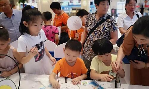 清涼一夏畫出來，盆栽冰淇淋&團扇彩繪美好上演！