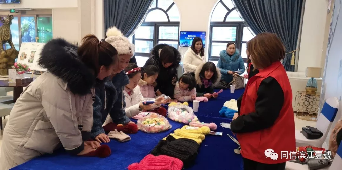 一帽在手，美貌加倍，濱江壹號手作課堂暖心相伴